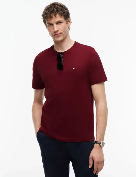 Tommy Hilfiger Pure Cotton Crew Neck T-Shirt Burgundy