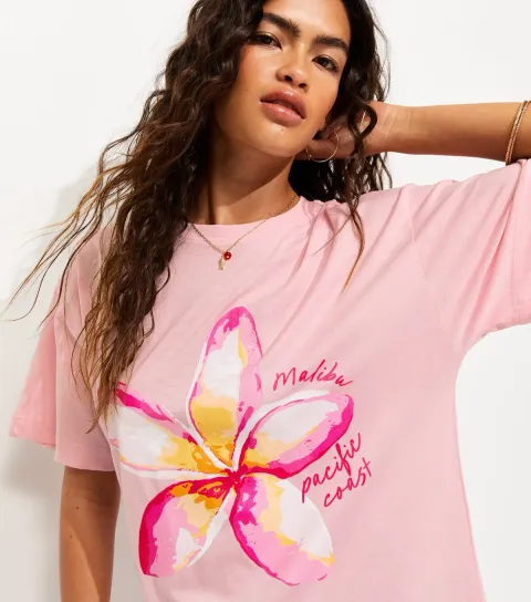 Women's Light Pink Hibiscus Oversized T-Shirt