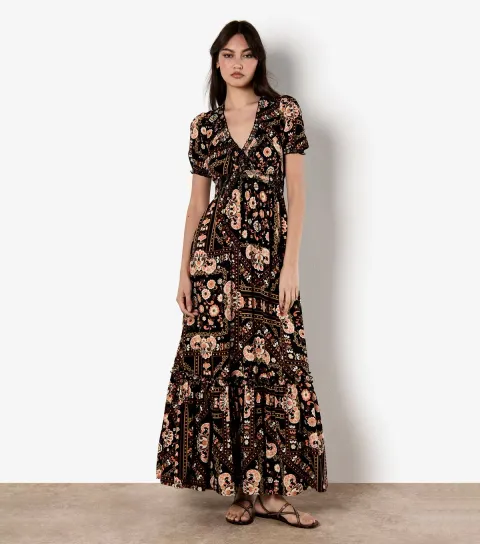Women's Black Scarf Print Tiered Maxi Dress
