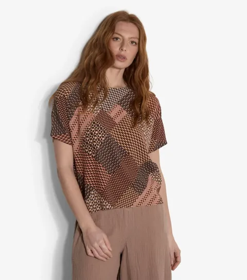 Women's Brown Geometric Patchwork Print T-Shirt