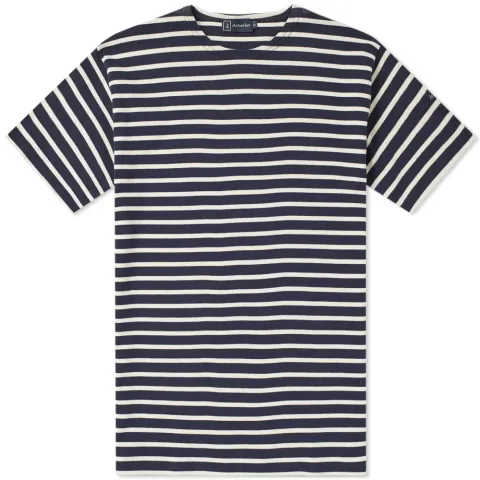 1524 Doélan Tee