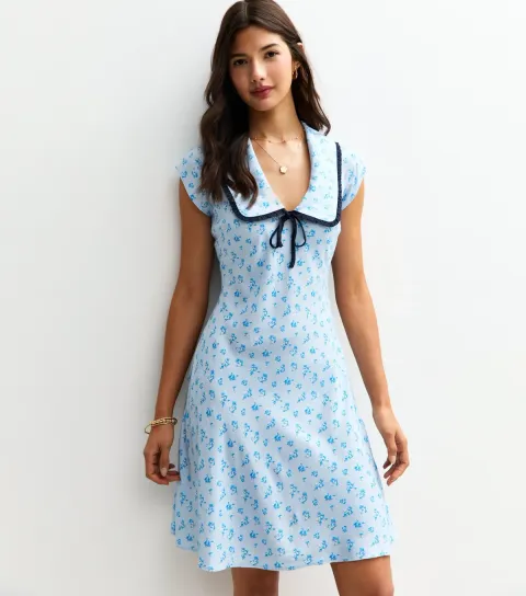 Women's Light Blue Floral Print Collared Mini Dress