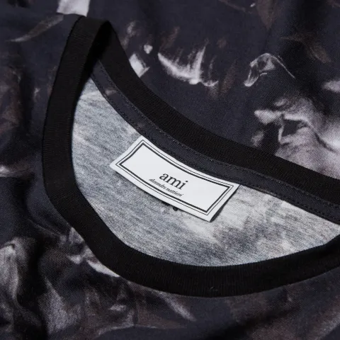 AMI All Over Floral Tee
