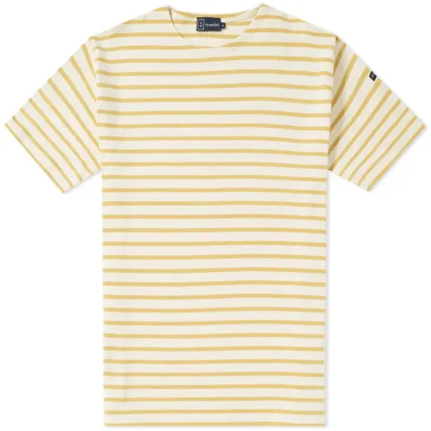 1524 Doélan Tee