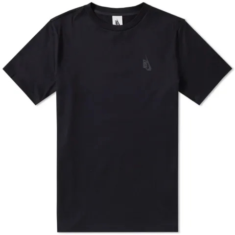 Essentials Tee