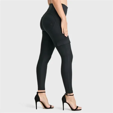 Freddy WRUP Cargo Fashion - High Waisted - 7/8 Length - Black