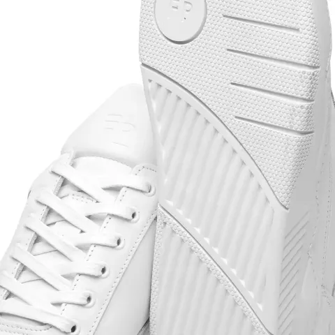 Low Top Sneaker