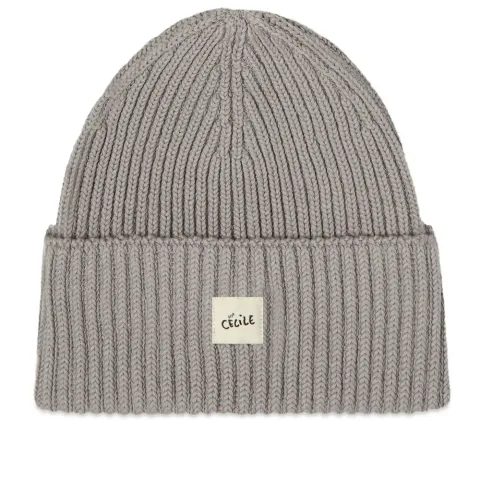 Être Cécile Beanie