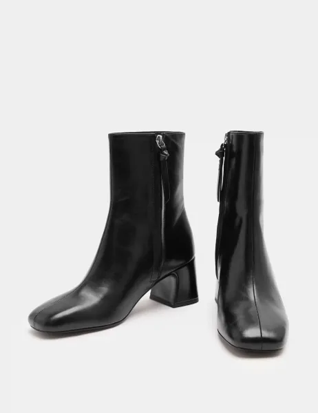 Square Toe Block Heel Ankle Boots Black
