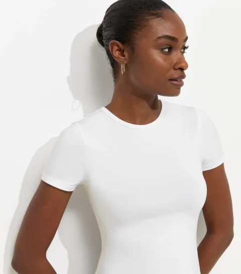 New Look Women's Off White Slinky Jersey Crew Neck T-Shirt