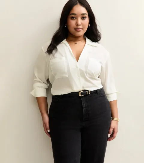 Women's Plus Size White Front Pocket V-Neck Shirt Curves