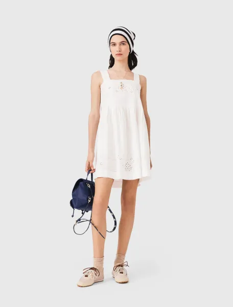Short dress with lace trim