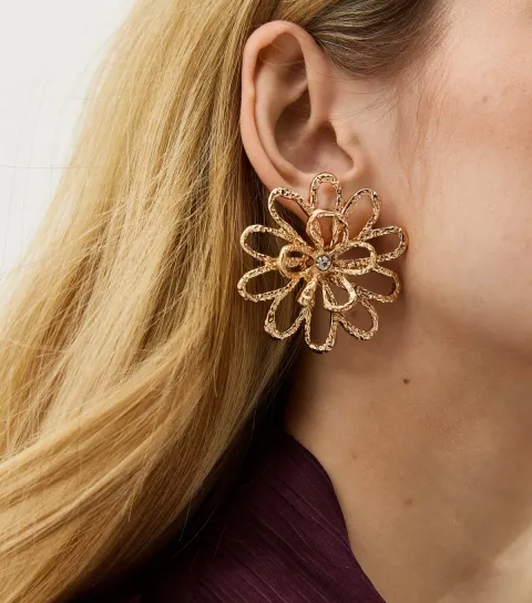 Large Gold Tone Flower Cutout Stud Earrings