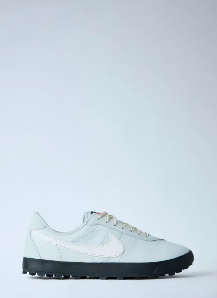 Astrograbber Sneakers