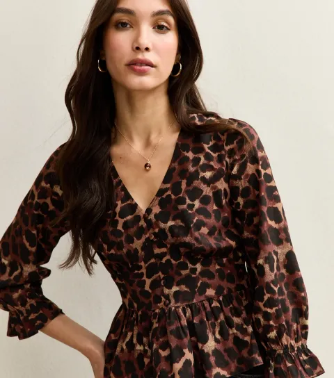 New Look Women's Brown Animal Print Cropped Sleeve Top