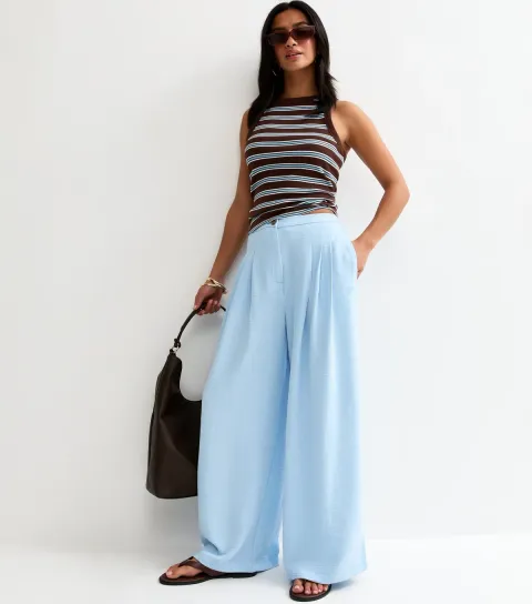Women's Petite Light Blue Pleated Wide Leg Trousers