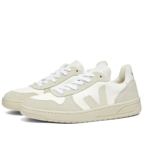 V-10 Leather Basketball Sneaker