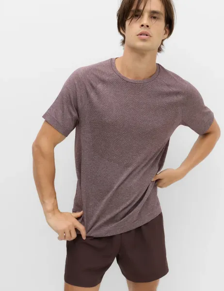Goodmove Seam Free Sports T-Shirt Mulberry