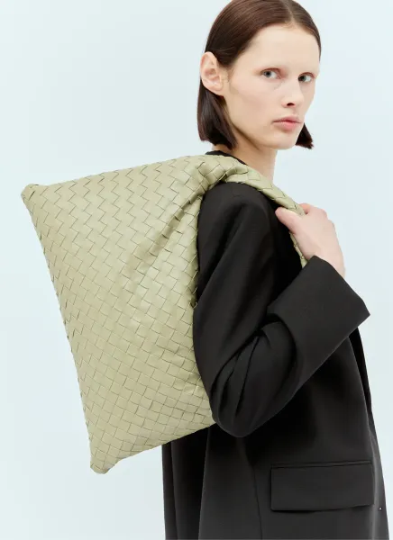 Small Hop Shoulder Bag