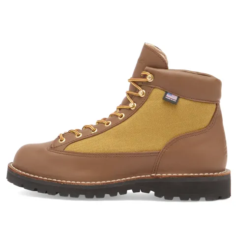 Light Gore-Tex Hiking Boots