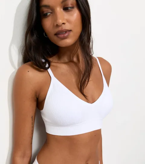 Women's White Ribbed Seamless Bralette