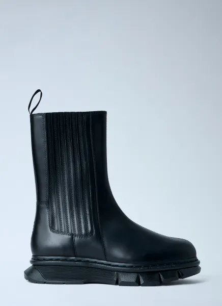 AWRI Chelsea Boots