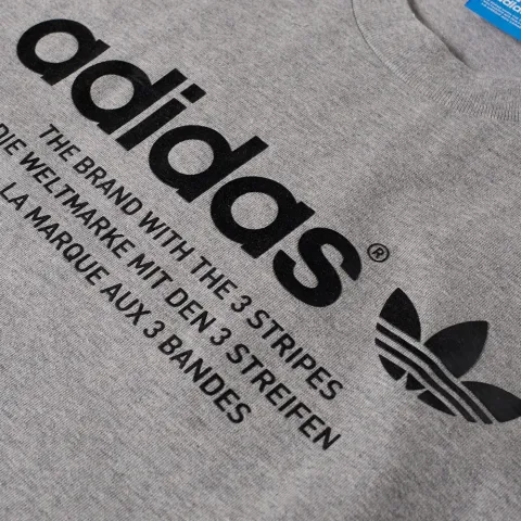 3 Streifen Tee