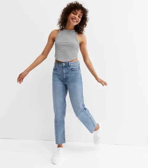 Women's Blue Mid Wash Ankle Grazing Hannah Straight Leg Jeans