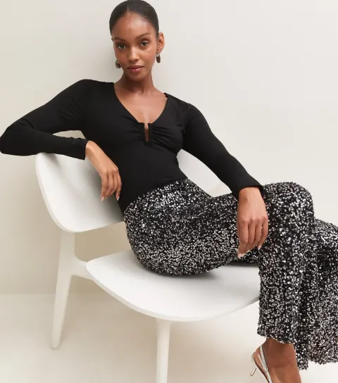 New Look Women's Black Jersey V-Neck Notched Bodysuit