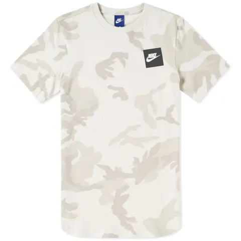 AOP Curved Hem Tee
