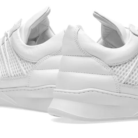 Low Top Sneaker
