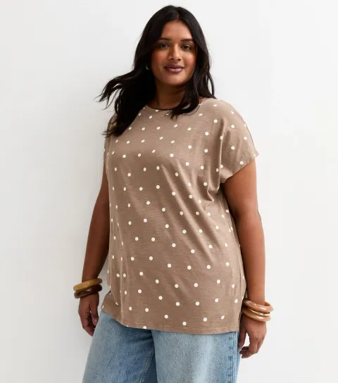 Women's Plus Size Brown Polka Dot Grown On Sleeves T-Shirt Curves