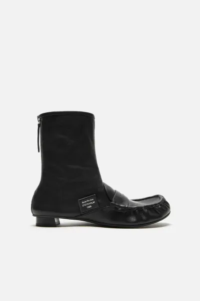 Leather ankle boot