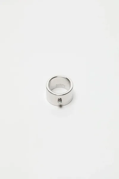 Crystal ring
