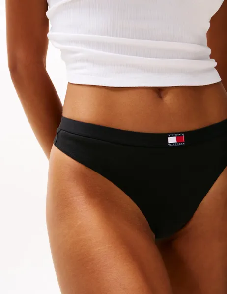 Tommy Hilfiger 5pk Heritage Flag Logo Cotton Rich Thongs Black