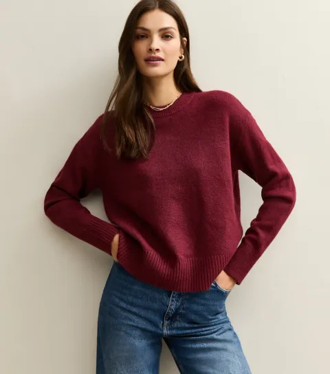 Women's Tall Dark Red Midweight Crew Neck Jumper