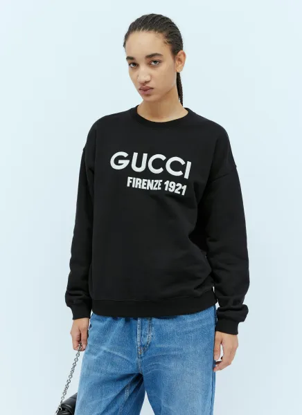 Logo Embroidery Sweatshirt