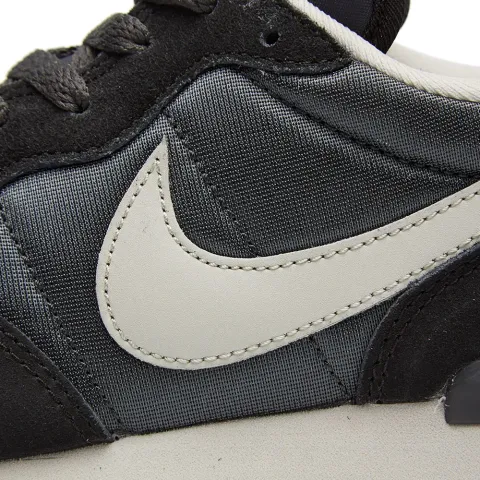 Internationalist