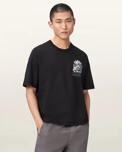 Hula Short Sleeve Graphic T-Shirt