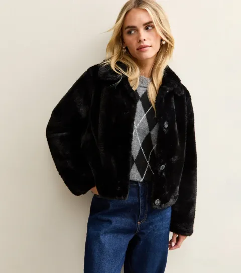 Women's Petite Black Faux Fur Collared Jacket