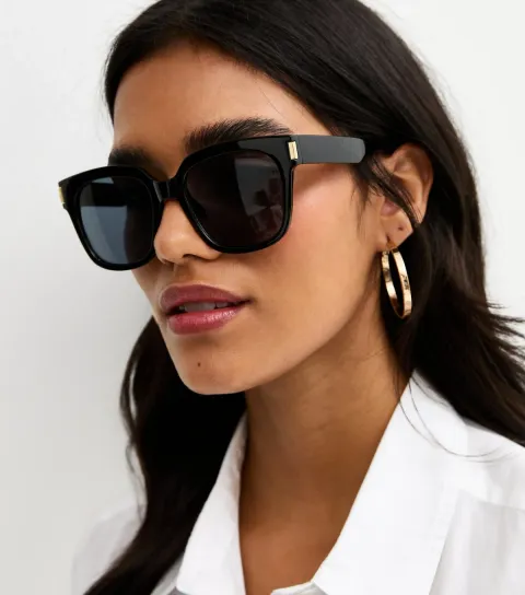 Black D Frame Sunglasses