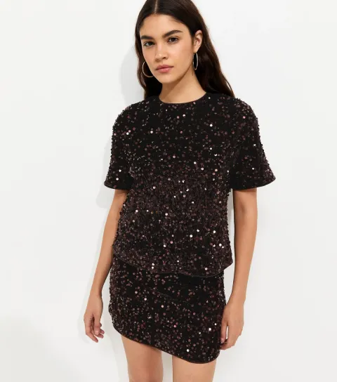 New Look Women's Dark Brown Sequin Velvet Short Sleeve Top