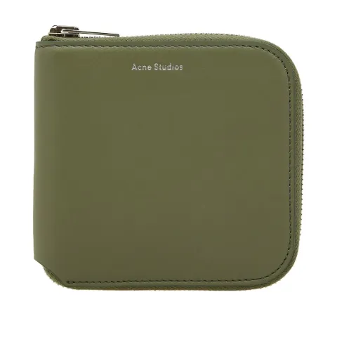Csarite S Wallet