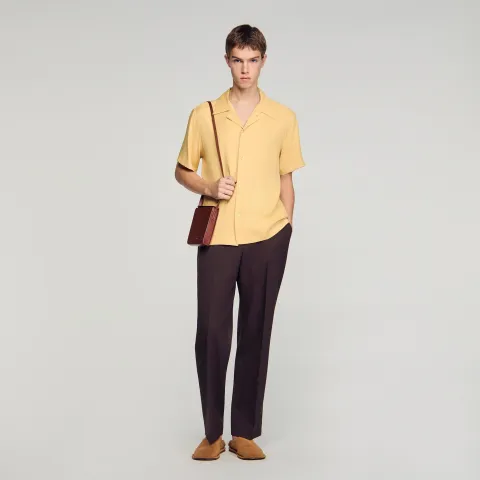Loose-fit shark collar shirt