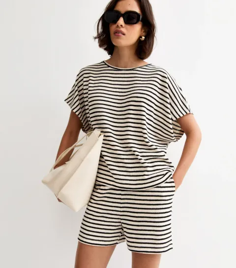 Women's Cream Textured Striped Shorts