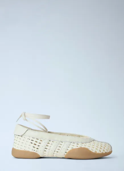 Taekwondo Mei Ballet Sneakers