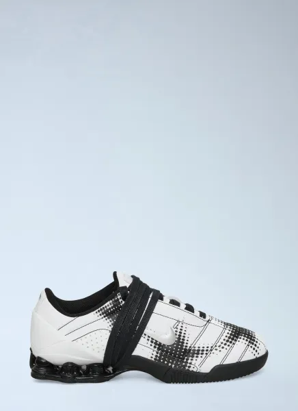 Nike Total 90 Shox Magia Sneakers