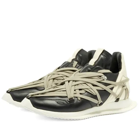 Megalaced Runner