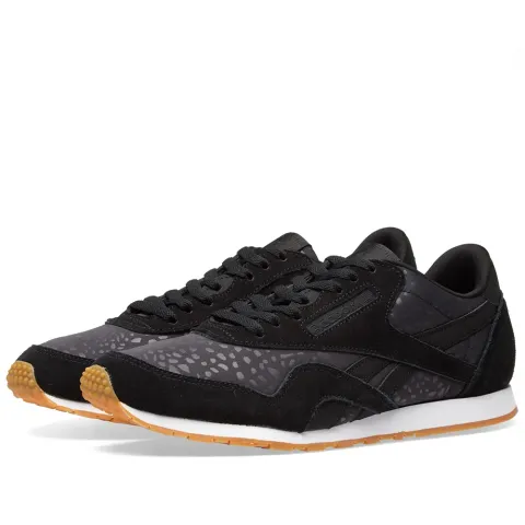 Classic Nylon W