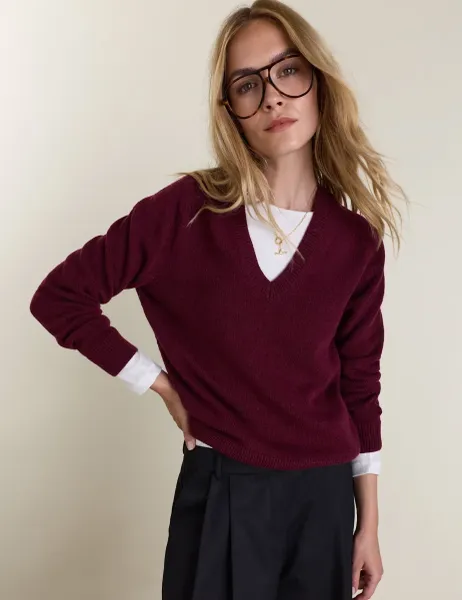 Wool Rich V-Neck Jumper Red